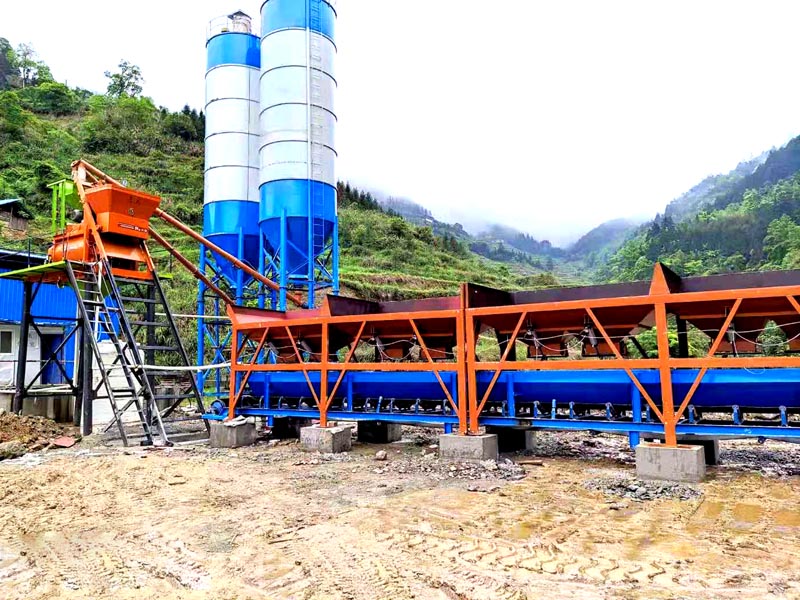 50混凝土攪拌站建設(shè)方案之安裝注意事項(xiàng)，攪拌站廠家安裝攪拌站！